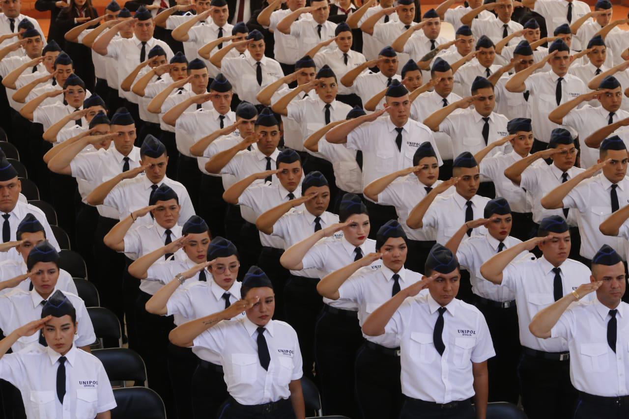 $!Egresan de la Unipol 191 elementos para corporaciones de seguridad estatal, municipal y Fiscalía de Sinaloa