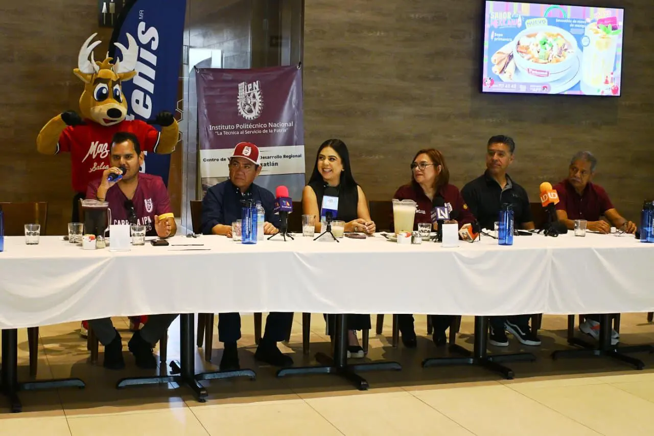 $!El IPN celebra 15 años de la OnceK en Mazatlán con gran carrera sobre el malecón