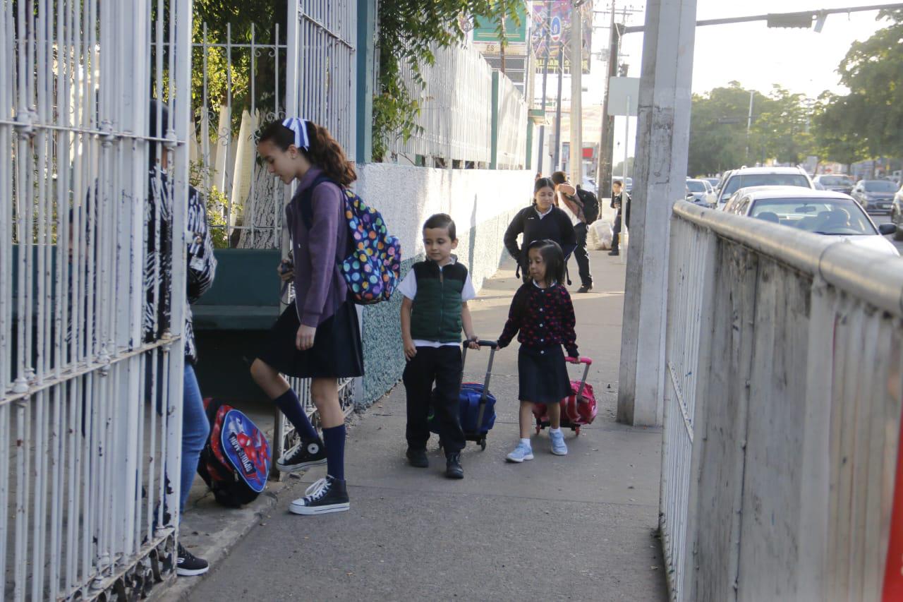 $!Regresan a clases más de 500 mil estudiantes en Sinaloa