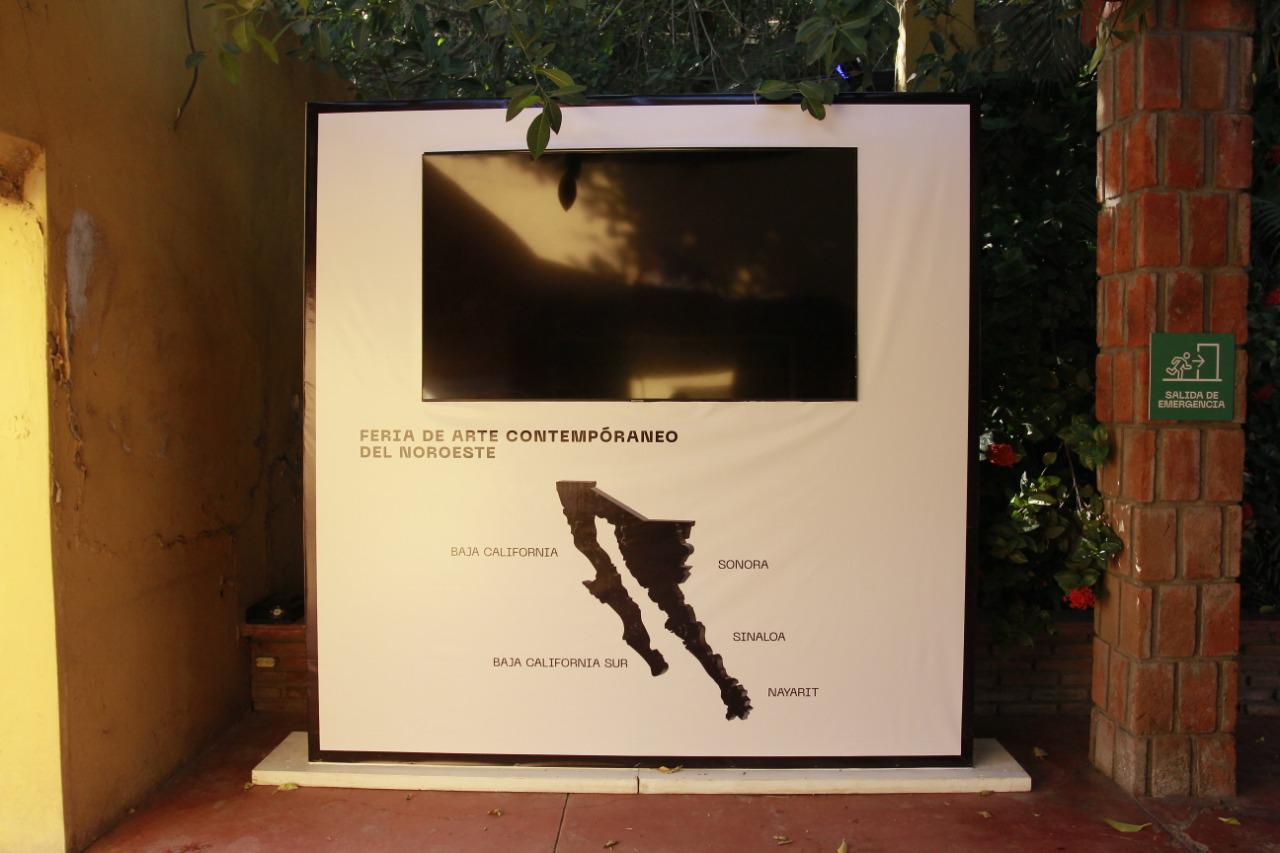 $!La Feria de Arte Contemporáneo del Noroeste recibió la obra de más de 50 artistas.