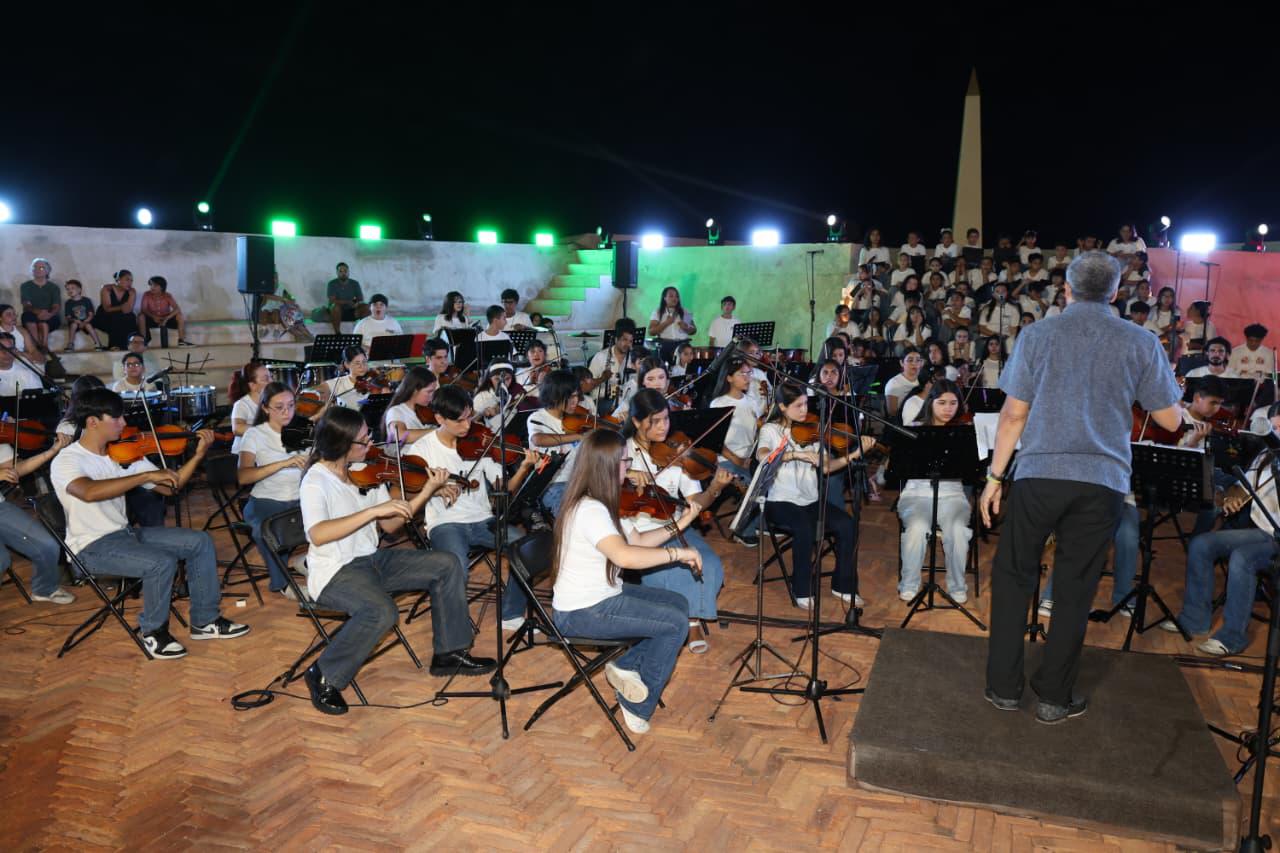 $!El concierto se llevó a cabo en la explanada, en la parte del Fuerte 31 de Marzo.