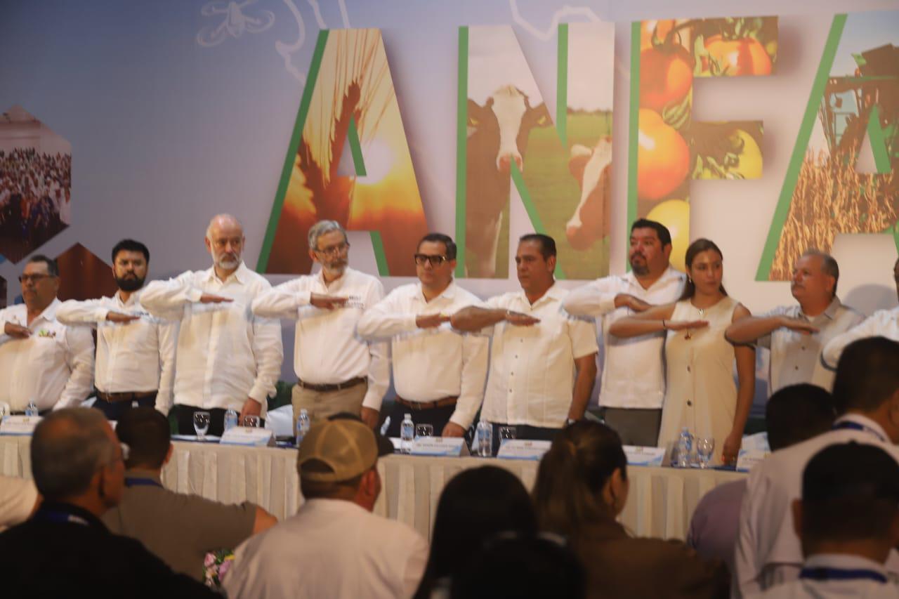 $!Recibe Mazatlán al gremio de Fondos de Aseguramientos en su 31 Congreso Nacional