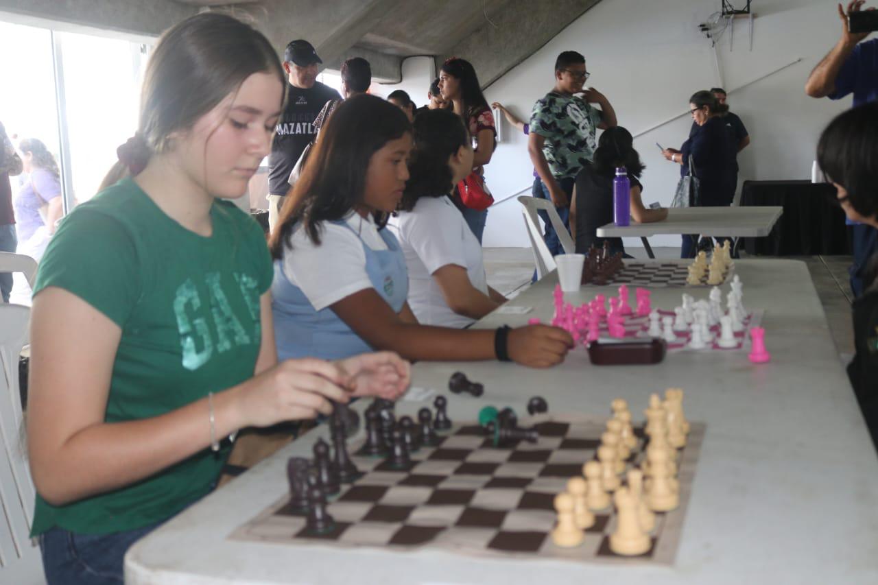 $!Destaca ICO en ajedrez de Olimpiada Deportiva Estudiantil