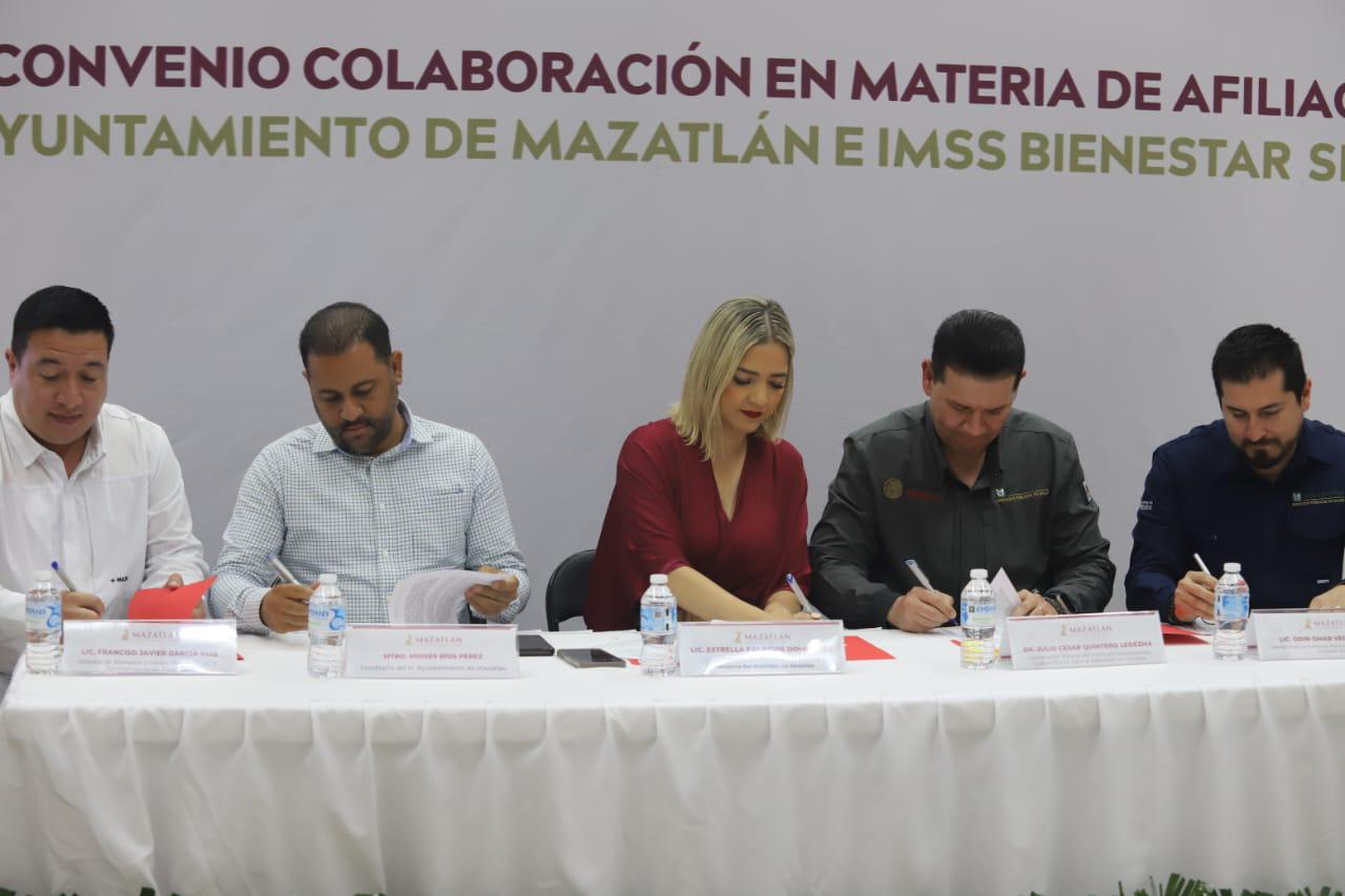 $!Firman convenio de colaboración el Ayuntamiento de Mazatlán y el IMSS Bienestar Sinaloa