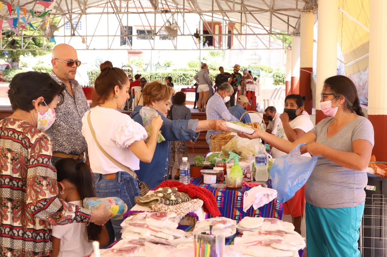 $!Tianguis de La Noria, un escaparate lleno de riqueza gastronómica y artesanal