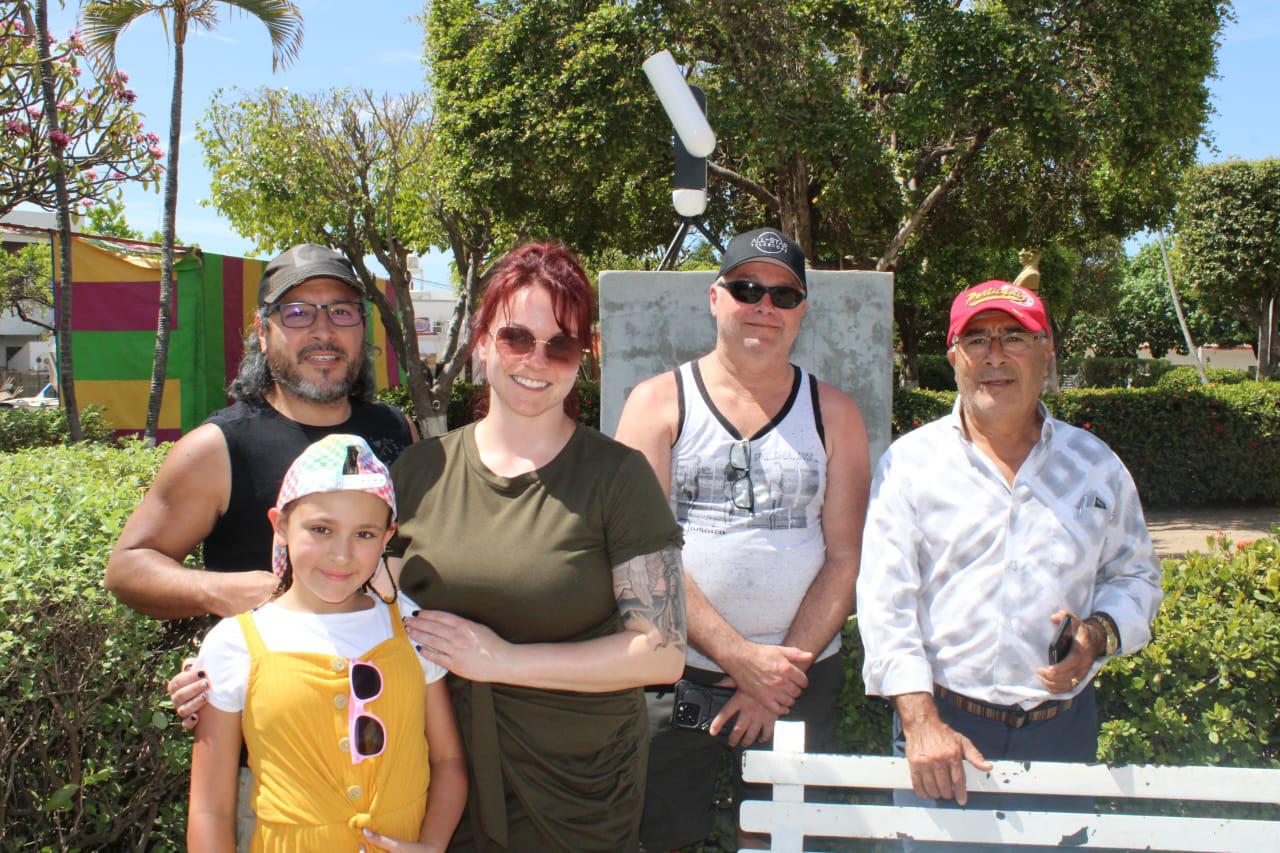 $!Dennis Gran lleva 40 años capturando fenómenos astronómicos