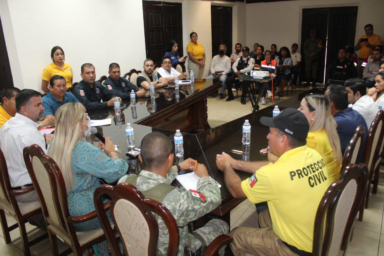 $!Municipios del sur de Sinaloa mantienen alerta verde al pasar ‘Lidia’ a categoría 3