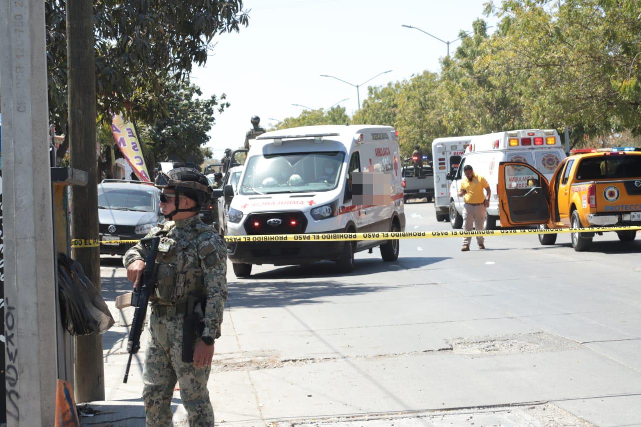 $!Tras persecución, Marina detiene a tres civiles armados en Mazatlán