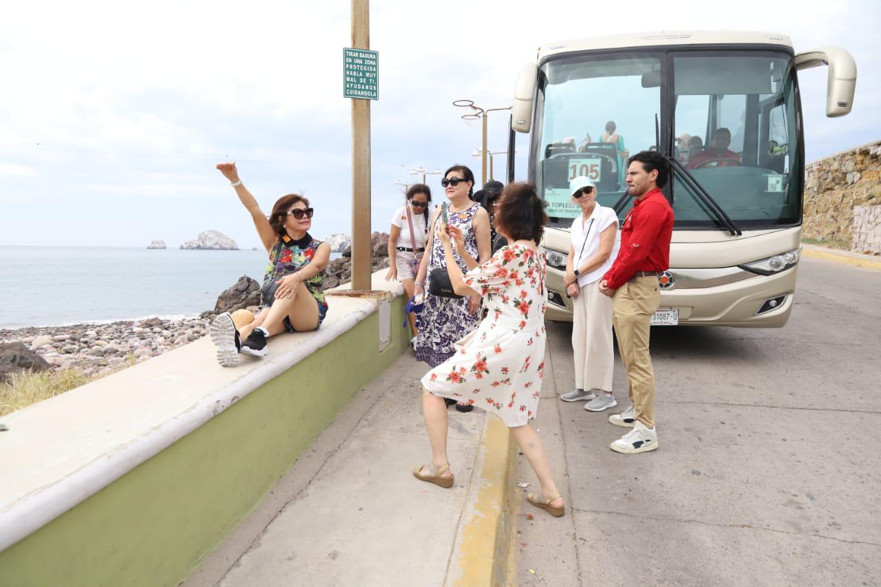 $!Con más de 2 mil pasajeros, llega a Mazatlán el Norwegian Jade