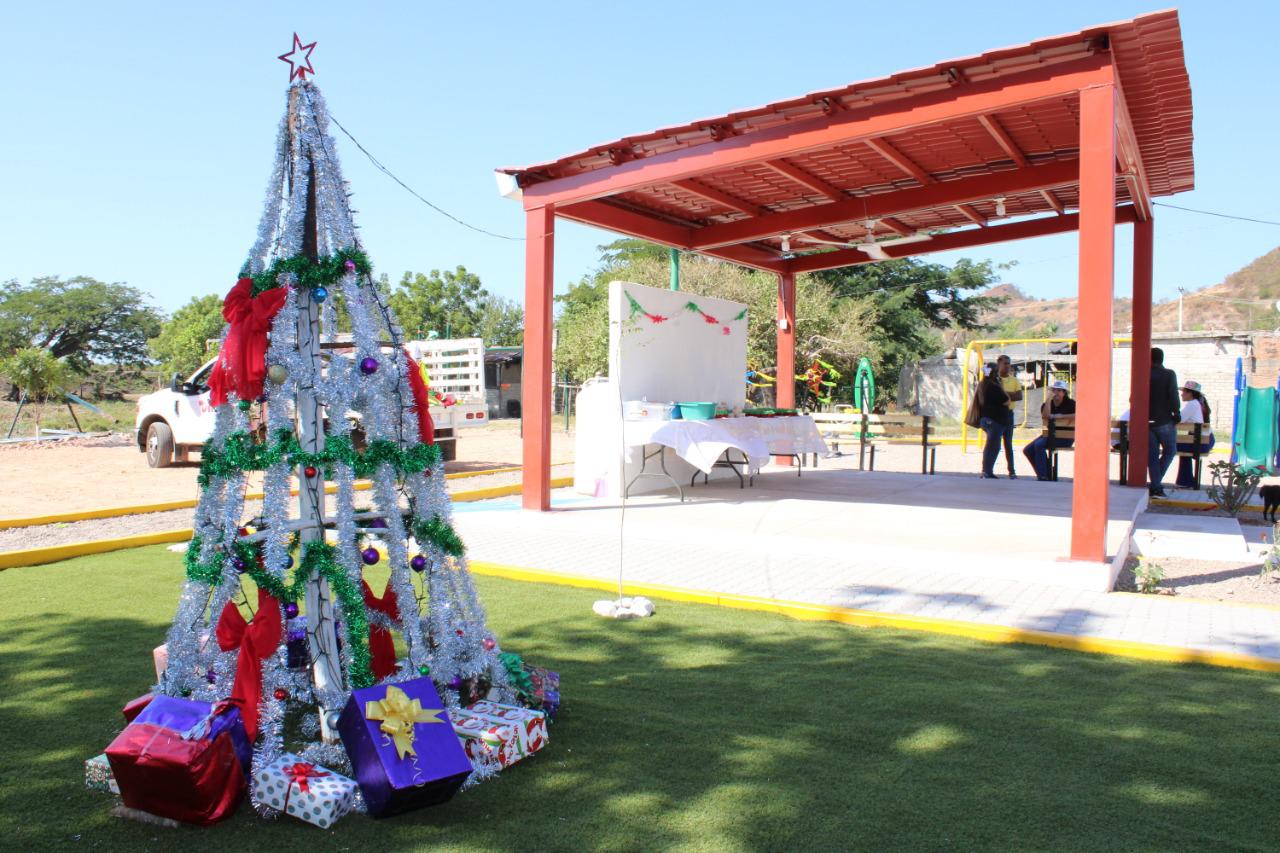$!Inauguran parque comunitario en El Trébol, Escuinapa