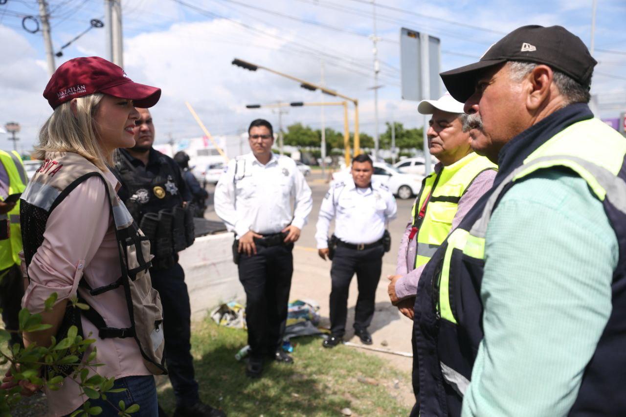 $!Tránsito Municipal y SICT recorren zonas donde habilitarán rutas alternas por construcción de puente