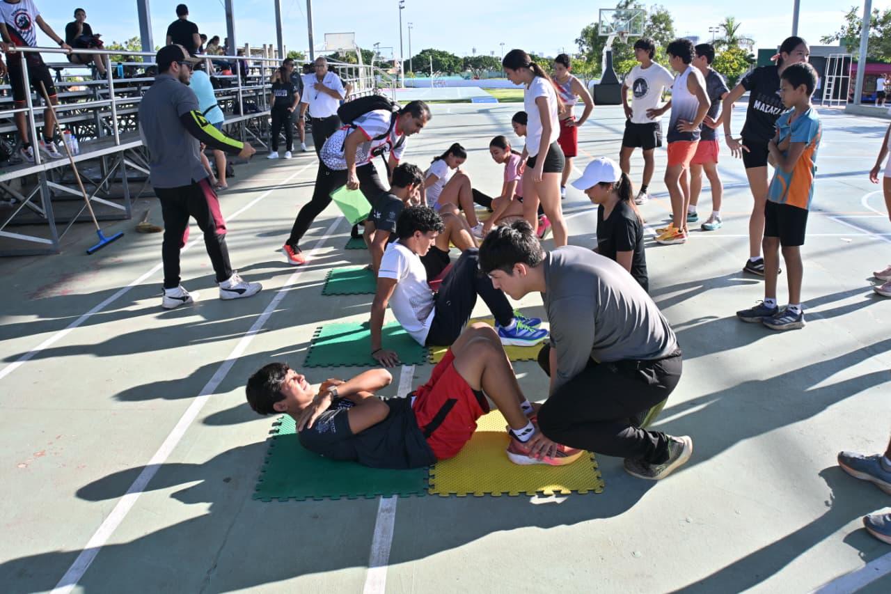 $!Ponen a prueba metodólogos del Isde a deportistas mazatlecos