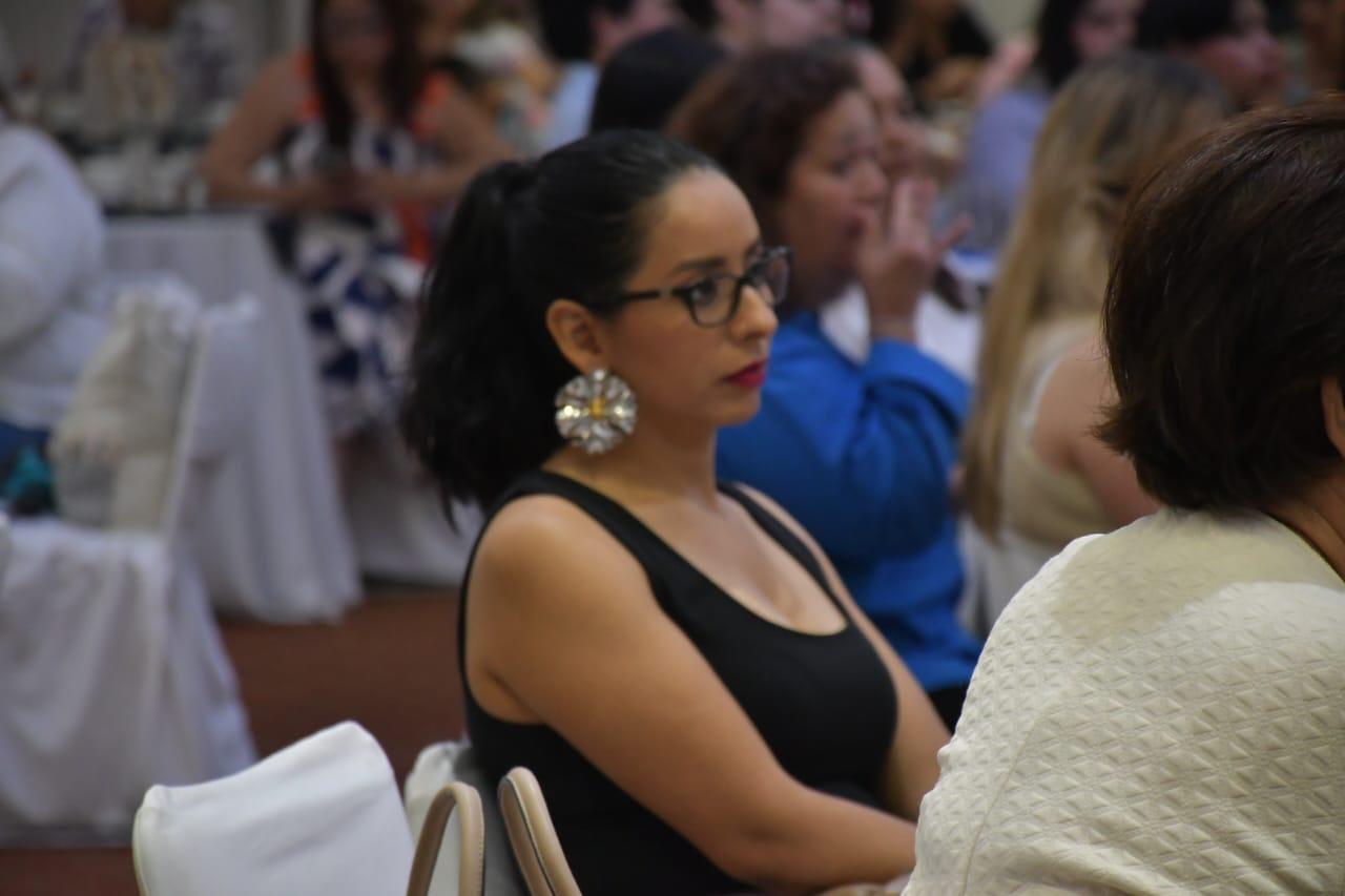 $!‘Si nos prestan el micrófono, no hay que soltarlo’: PAN Culiacán impulsa agenda de mujeres hacia el futuro