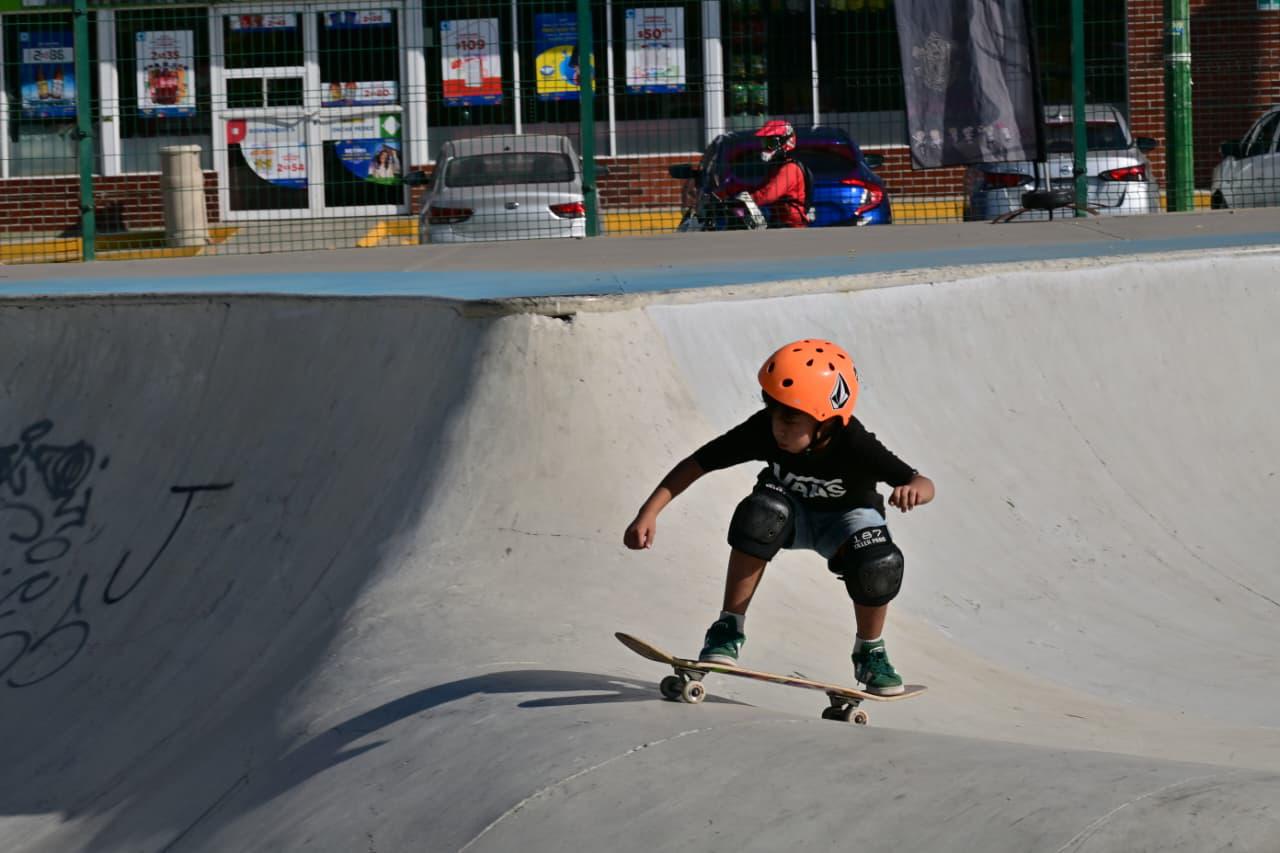 $!Ponen ruedas en movimiento con el arranque del Circuito Municipal de Patines 2025