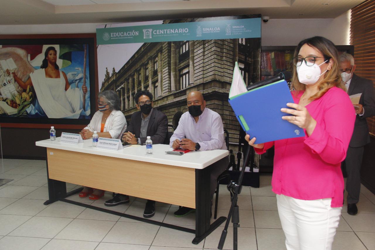 $!Reconoce la SEPyC trayectoria de docentes en conmemoración por 100 años de la SEP