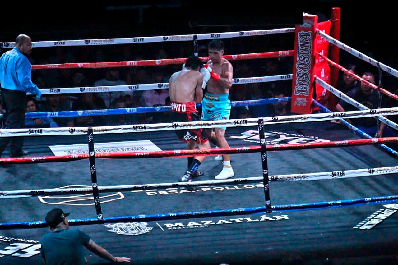 $!Rubén ‘Bebé’ Vega regresa al cuadrilátero con victoria sobre Jesús Gómez