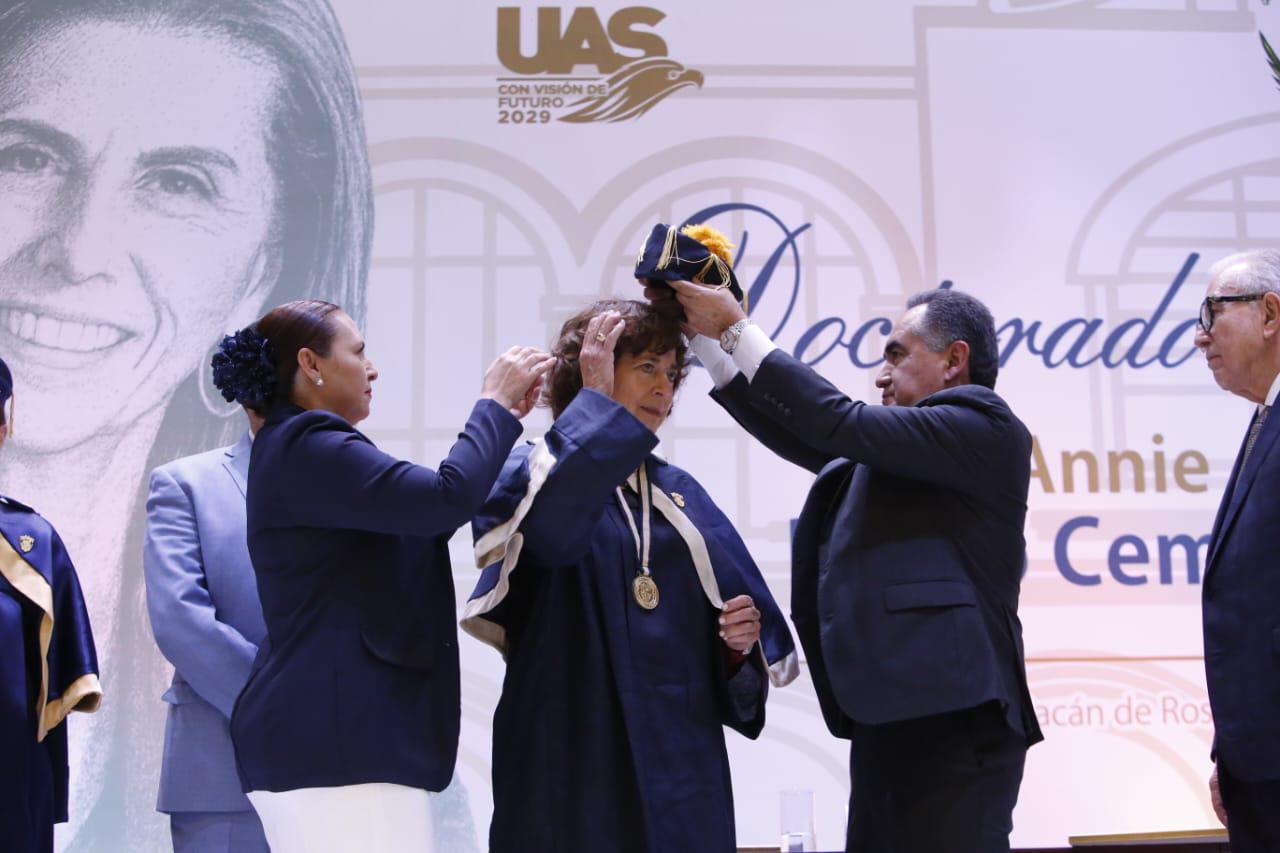 $!UAS otorga Doctorados Honoris Causa a Annie Pardo Cemo y Rosaura Ruiz Gutiérrez