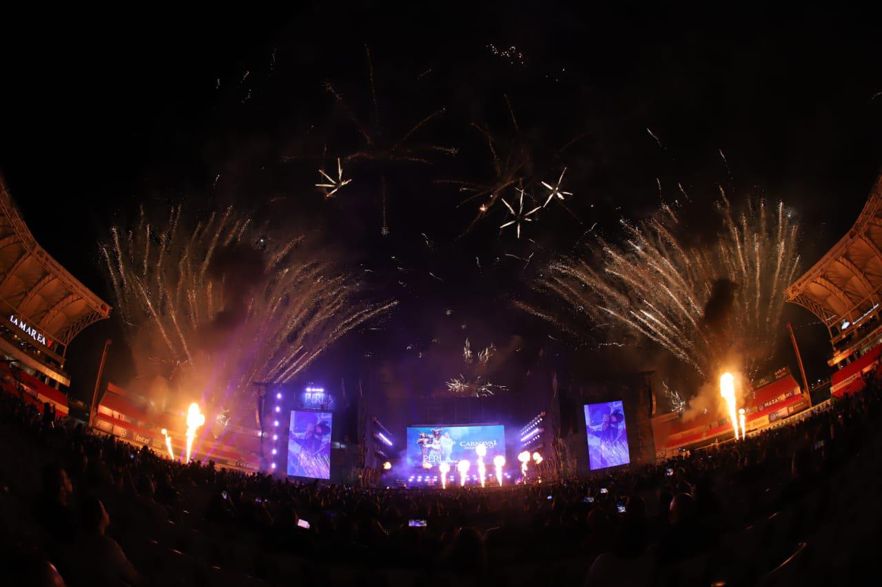 $!La fiesta carnavalera se vivió en todo su esplendor.