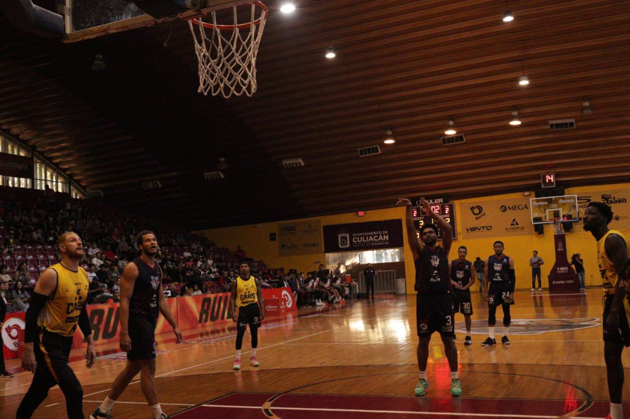 $!Caballeros de Culiacán deja escapar la serie en casa ante Ostioneros de Guaymas