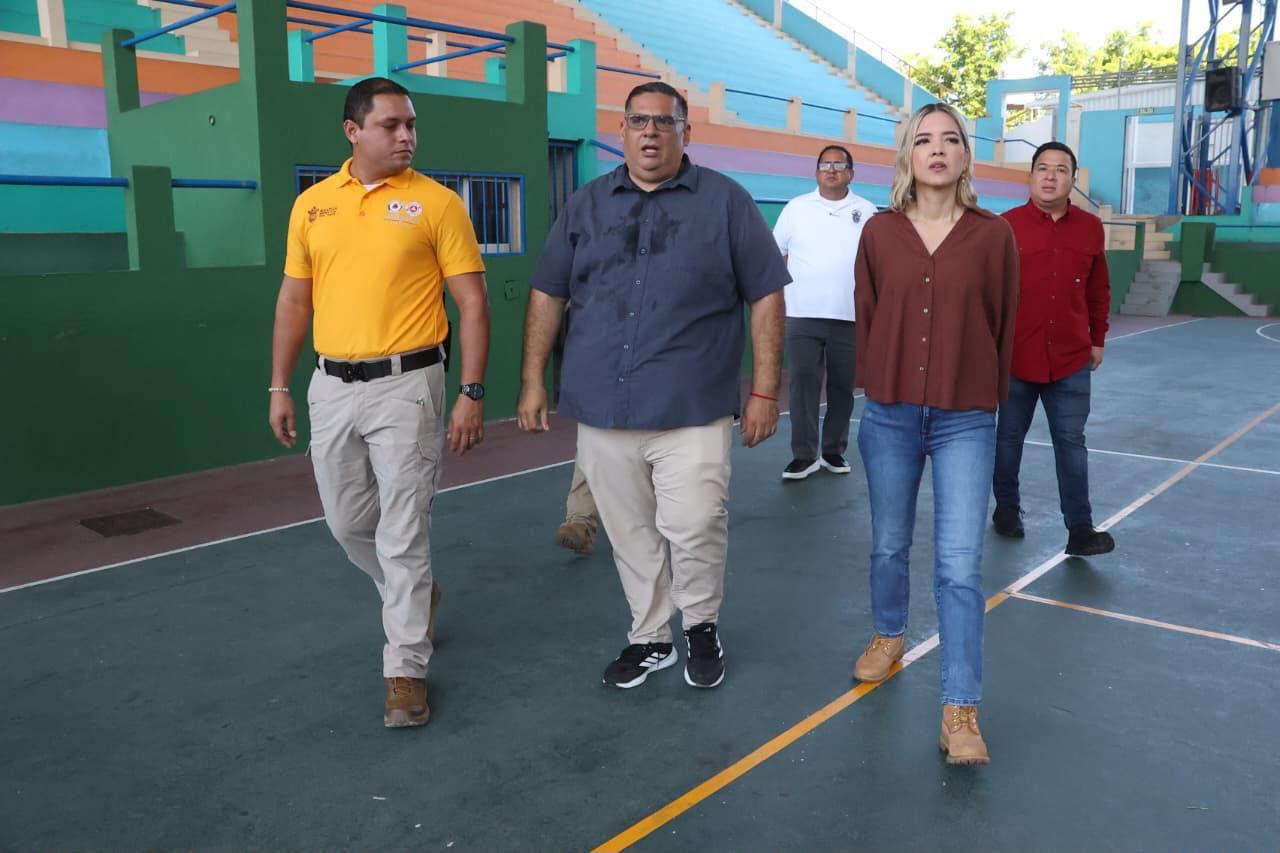 $!Verifican refugios temporales y apoyos para familias que sean afectadas por huracán en Mazatlán