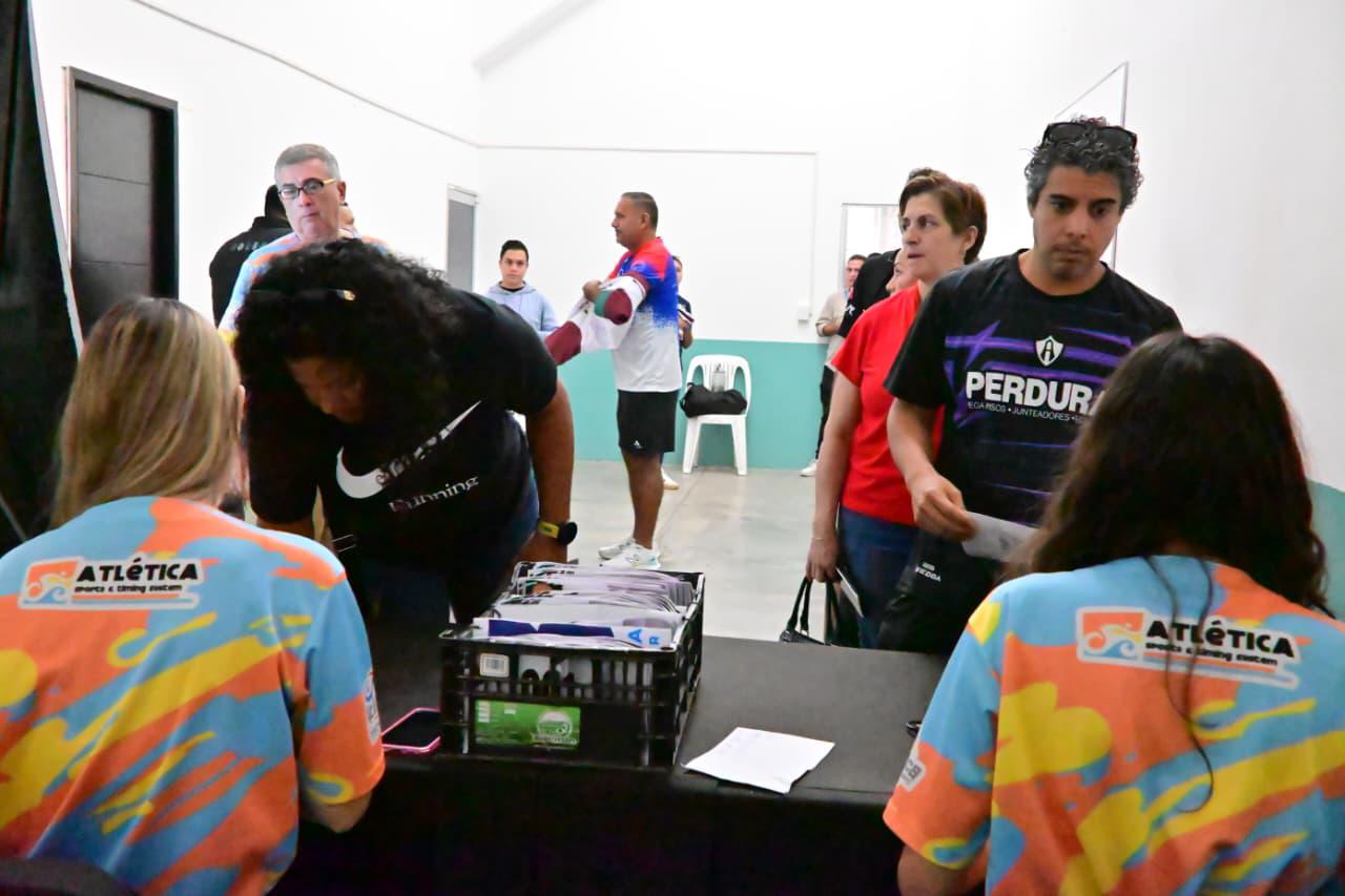 $!Medio Maratón de San Sebastián entrega kits para corredores en el Imdem