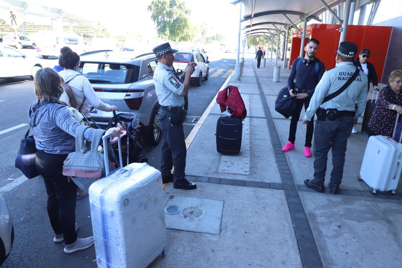 $!Reanuda actividades el aeropuerto de Mazatlán