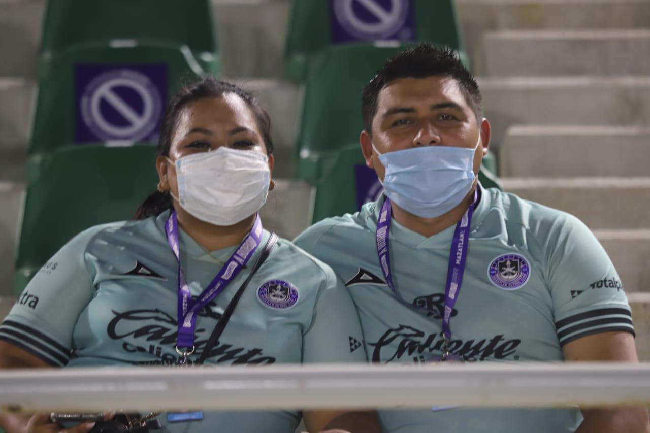 $!Dulce Janeth Velázquez y Juan Carlos González.