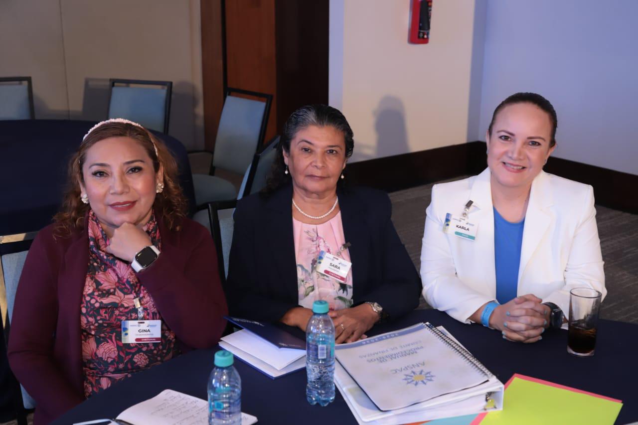 $!Georgina Chi, Sara Gutiérrez y Karla de la Parra.