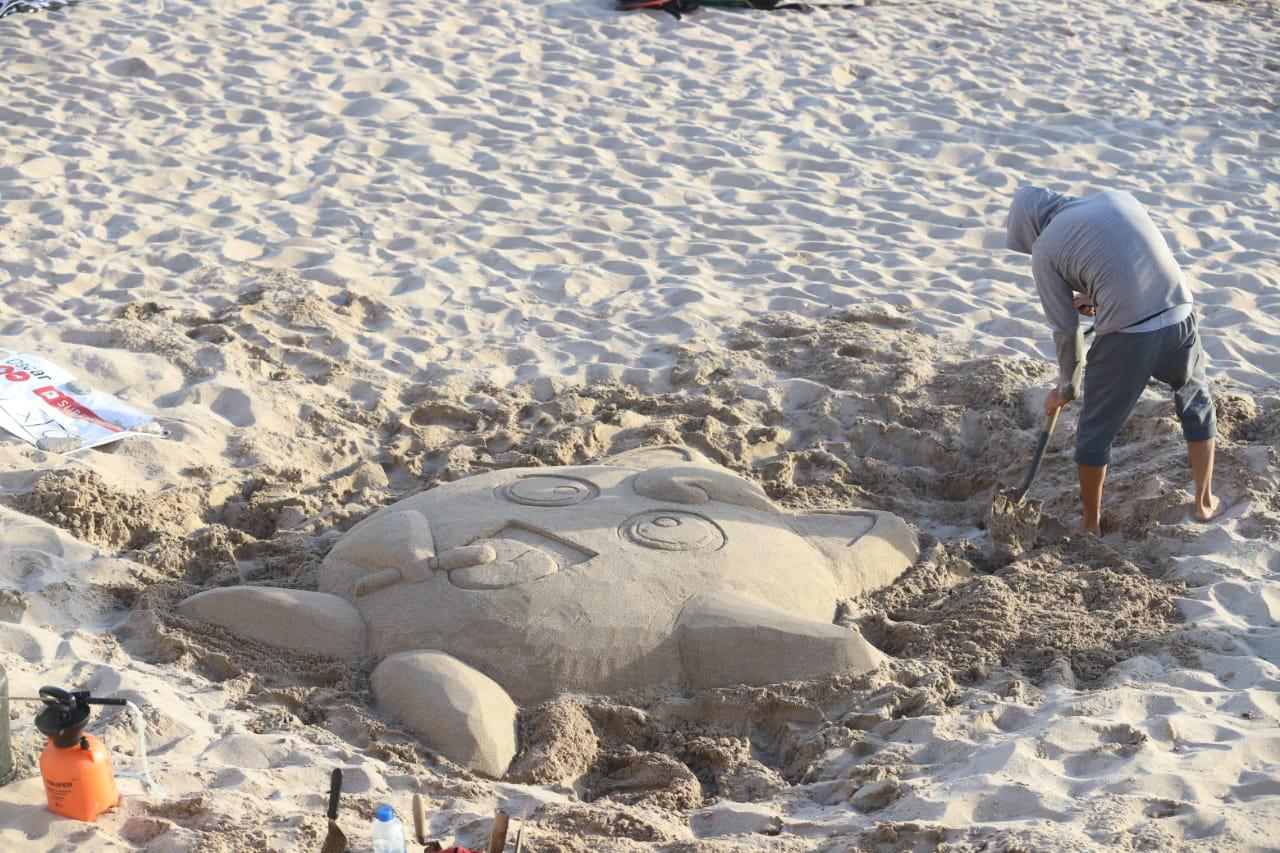 $!Disfrutan hasta el último minuto de vacaciones en Mazatlán