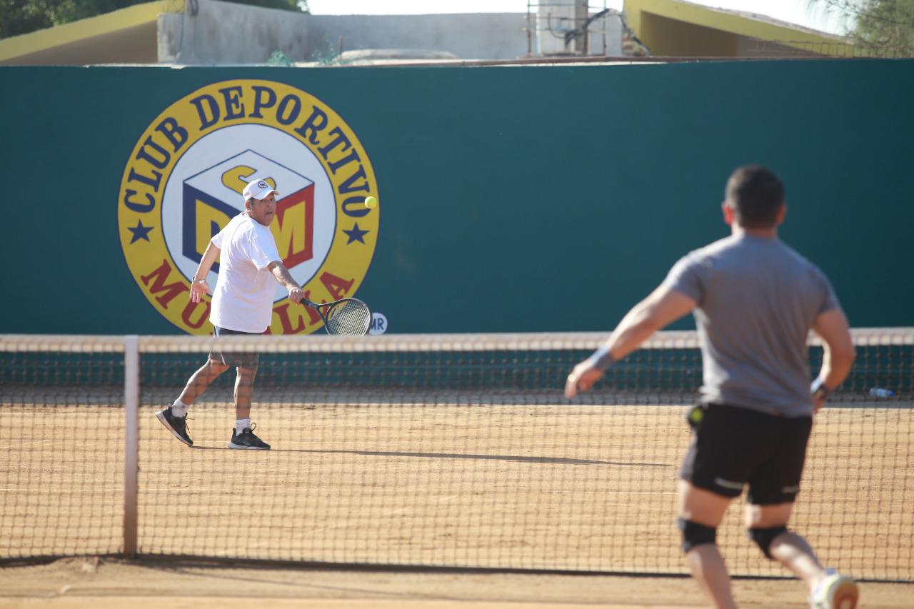 $!Interesantes juegos se viven en Torneo de Tenis Pavo Madrugador