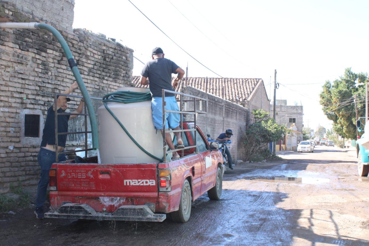 $!En Escuinapa florece negocio de venta de agua ante fallas de Jumapae
