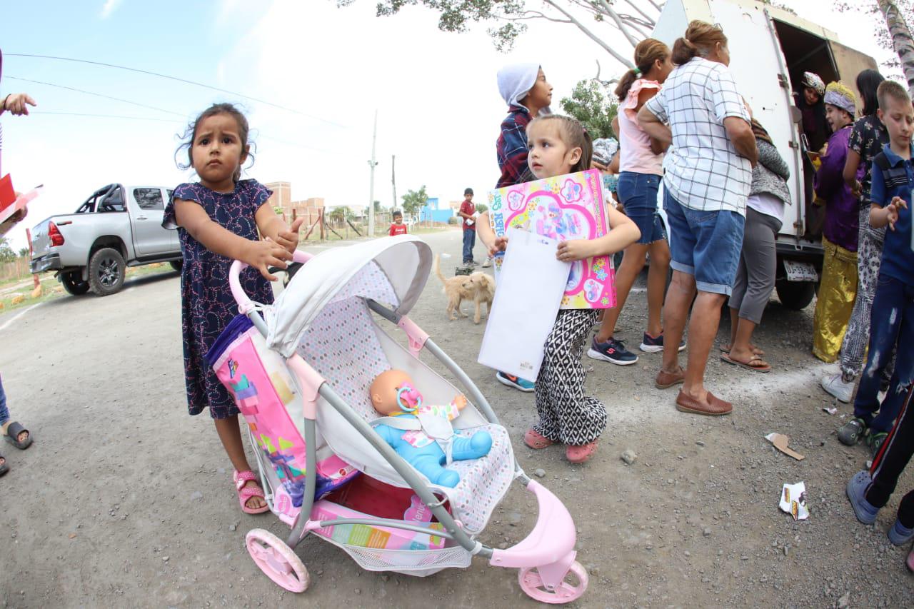 $!¡Gracias! Cumplen los Reyes Magos de Noroeste una vez más con niñas y niños de Mazatlán