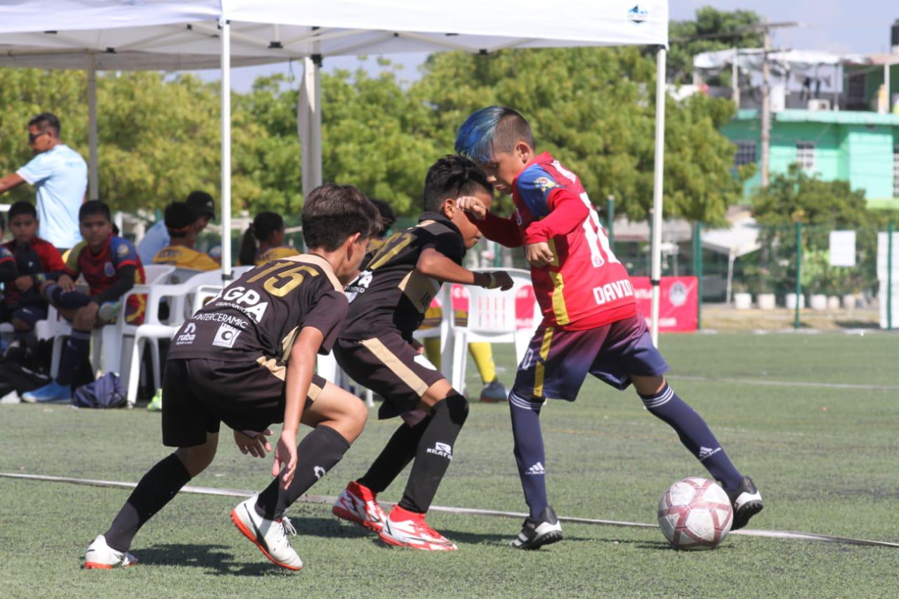 $!Equipos porteños levantan títulos en la Copa Mazatlán de Futbol 7
