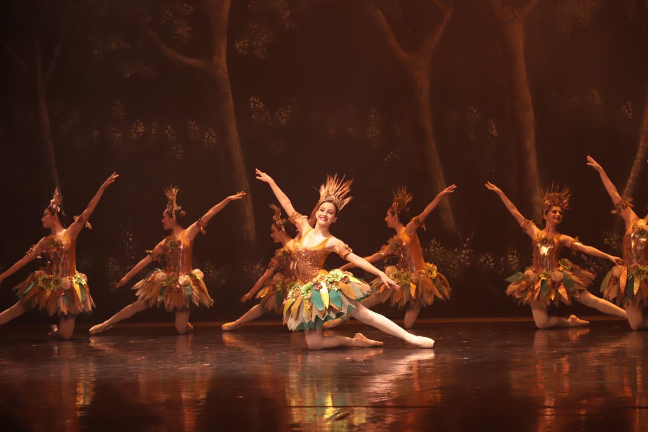 $!Una noche de fantasía y dulzura fue la que presentaron los alumnos.