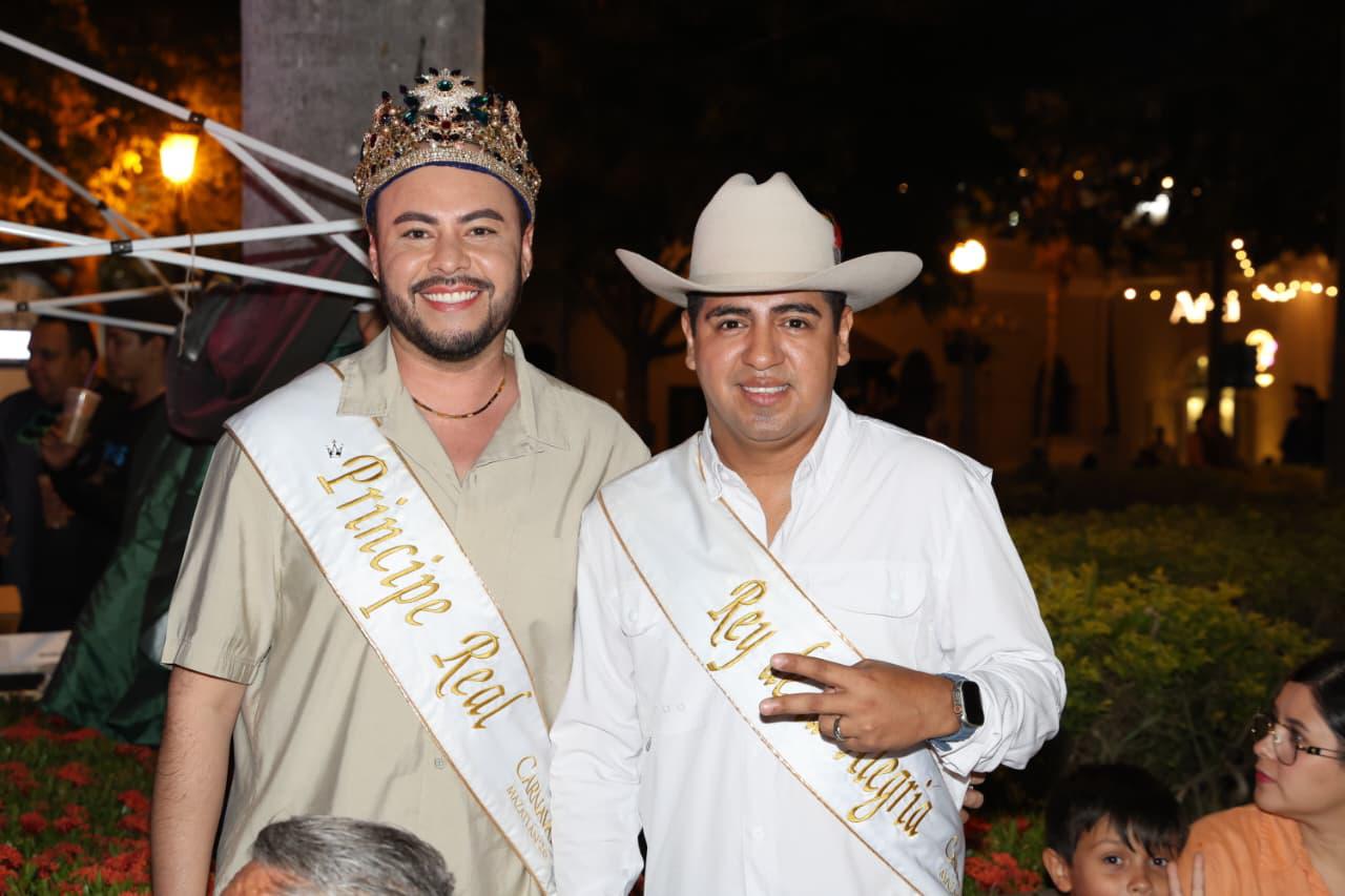 $!Javier Osuna “El Chiras” y Guillermo Orrante, Rey y Príncipe Real del Carnaval Internacional de Mazatlán 2026, respectivamente.