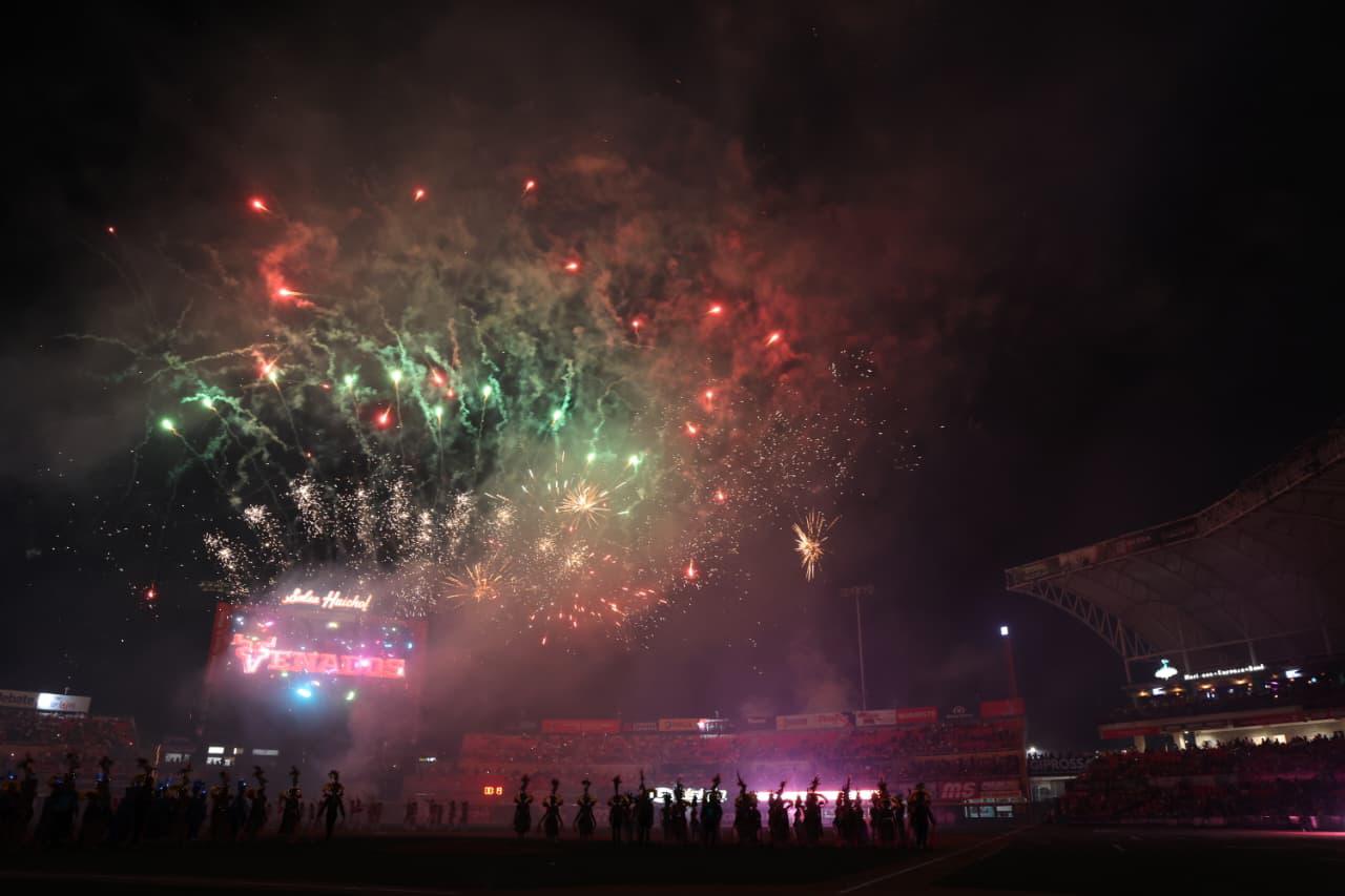$!Mazatlán inaugura la temporada 2026-2027 de la LMP con una fiesta carnavalera en el Teodoro Mariscal