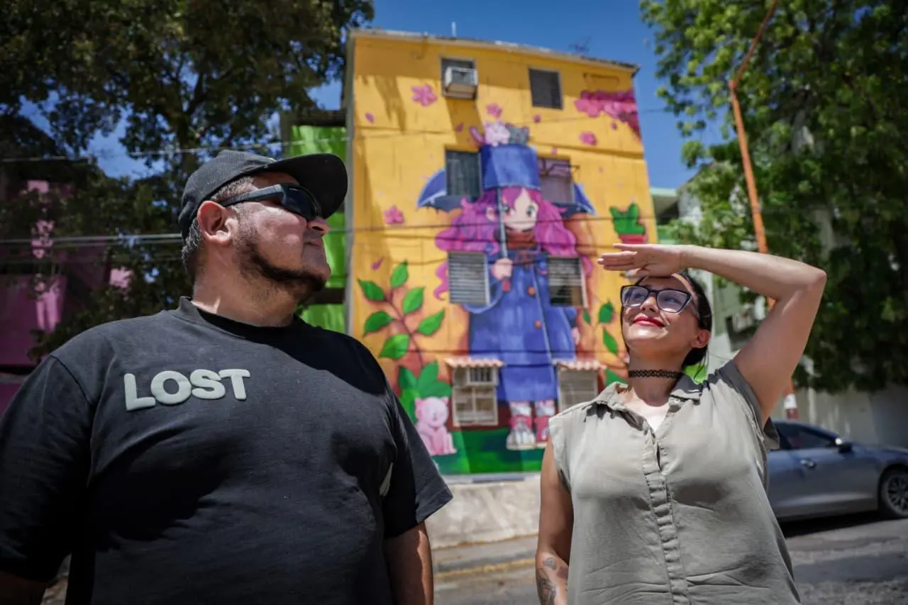 $!El arte de Gustavo Leal y la asociación Suma que transforma el entorno escolar en Culiacán