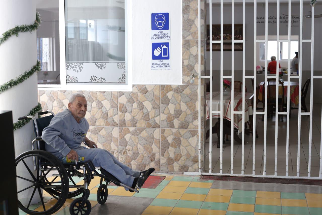 $!Llaman a ‘apadrinar’ a abuelitos del Asilo de Ancianos de Mazatlán esta Navidad