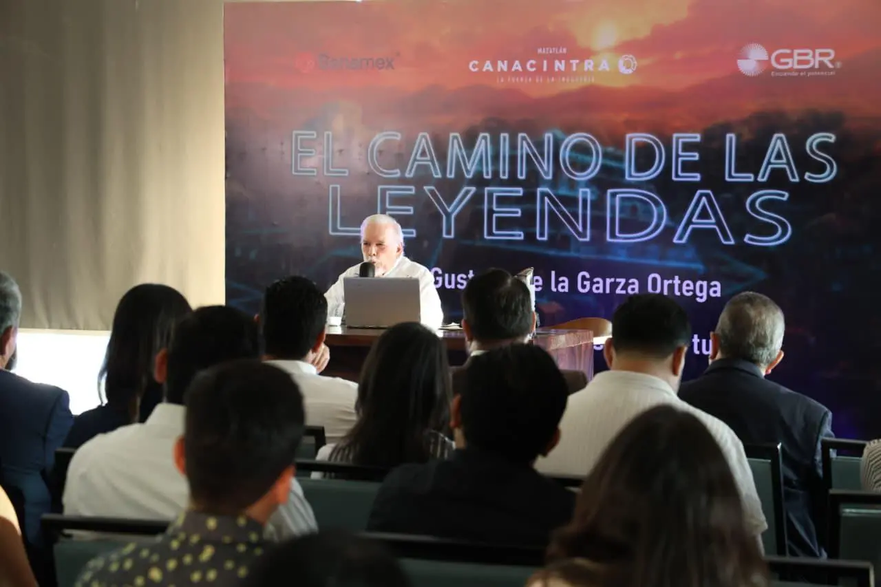 $!Gustavo de la Garza llama a empresarios a innovar en tiempos de crisis