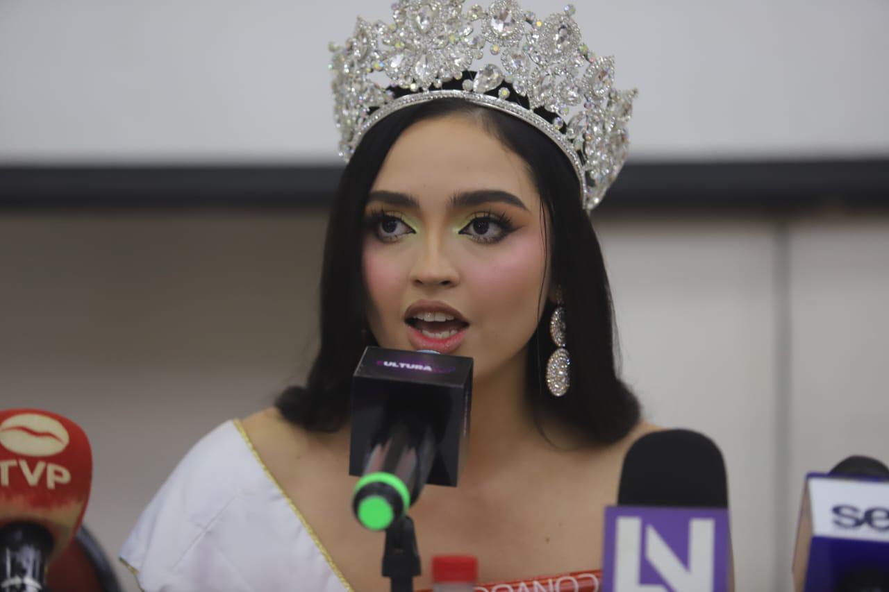 $!Lucero Lizárraga encabezó la reunión de medios.