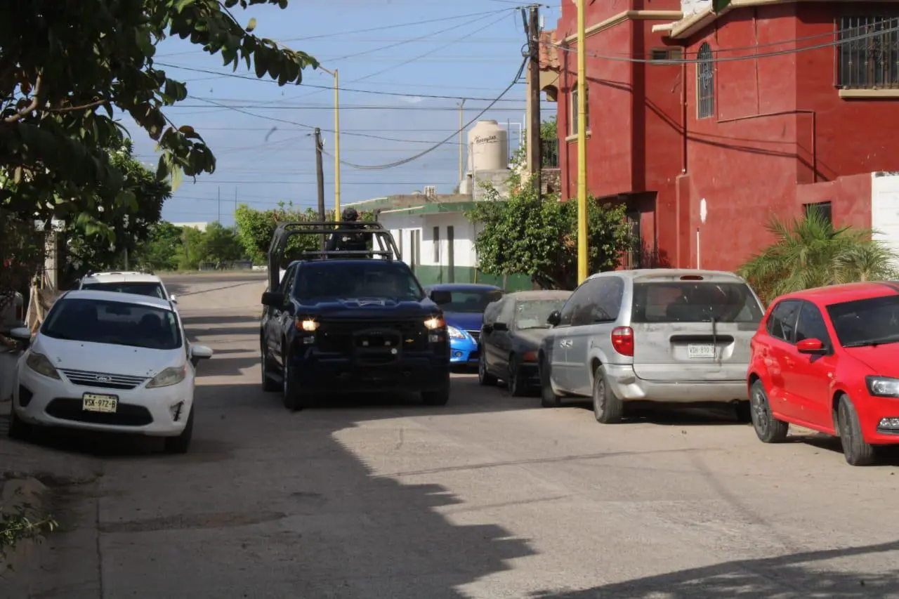 $!Mantienen asegurada una vivienda en Rosario tras reporte de explosiones