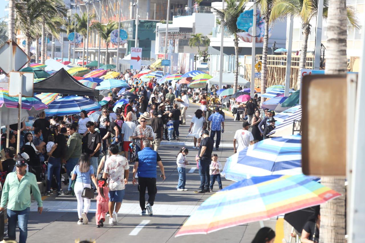 $!Reporta Sectur Sinaloa hasta 85% de ocupación hotelera en Mazatlán por Carnaval