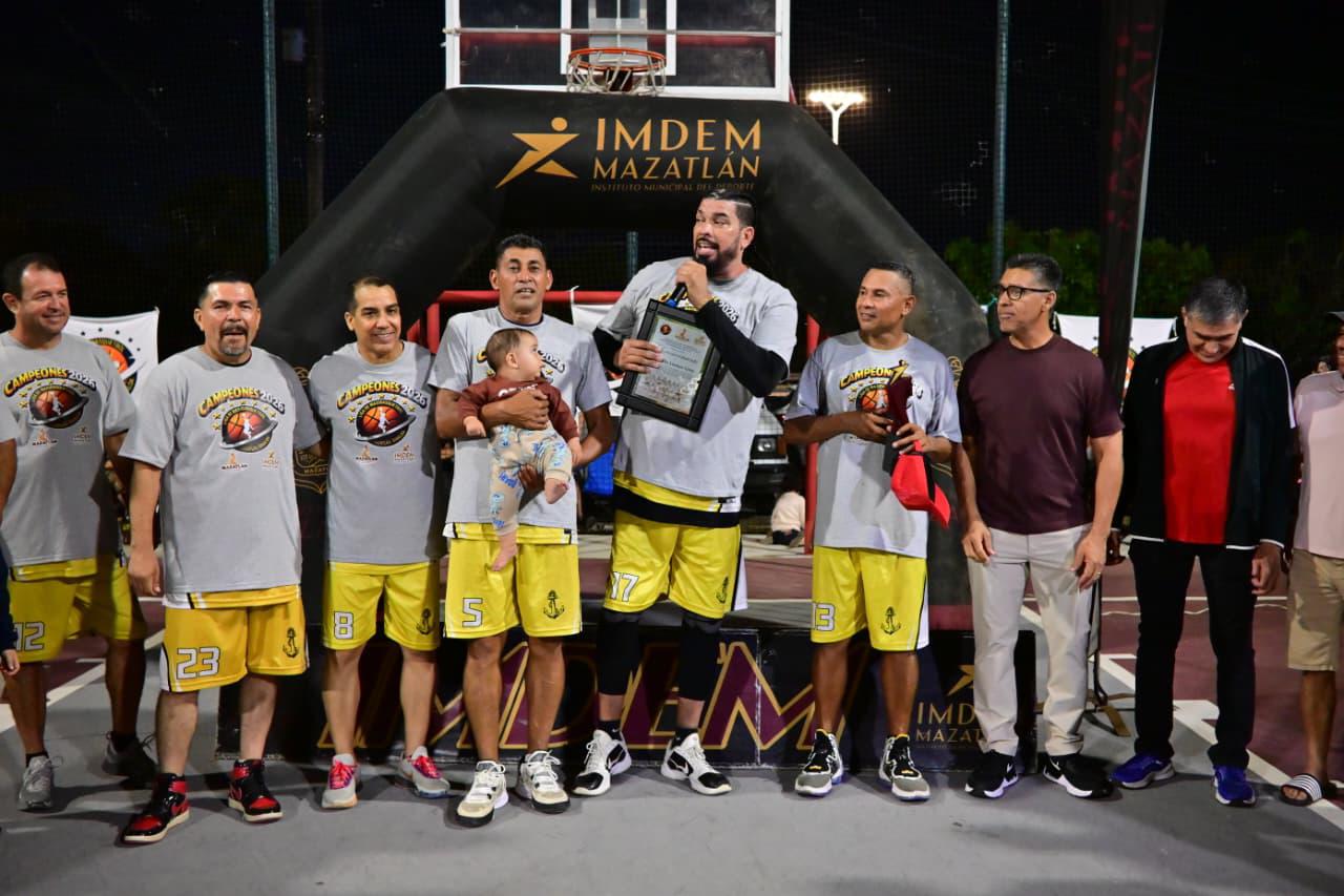 $!Horacio Llamas se corona en la Maxibasquet 50+, en Mazatlán