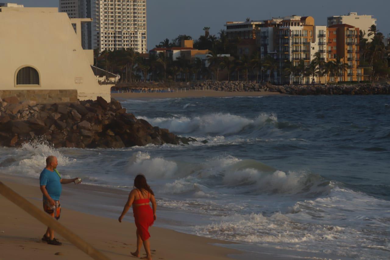 $!No nay nada que indique el cierre de playas.