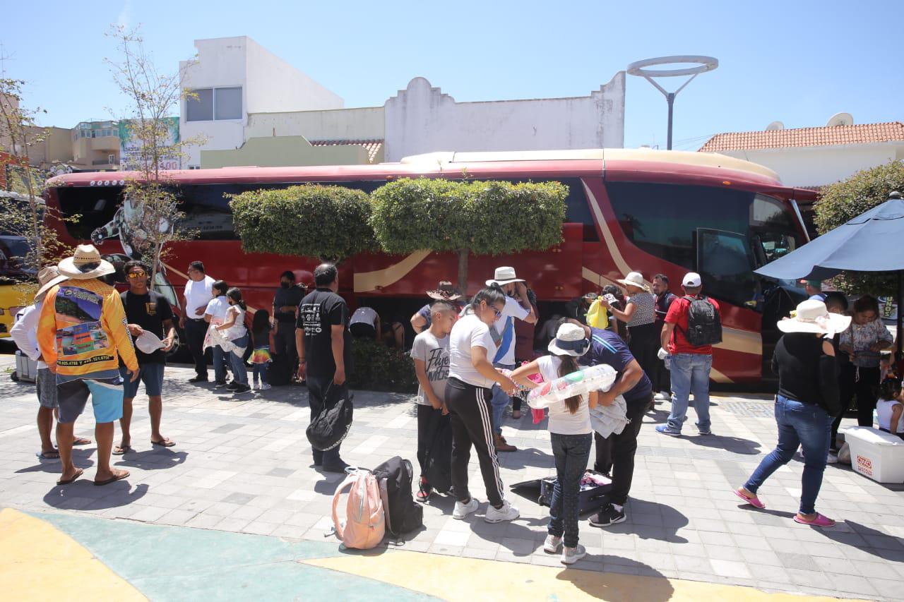 $!Se dejan venir turistas a disfrutar de Mazatlán