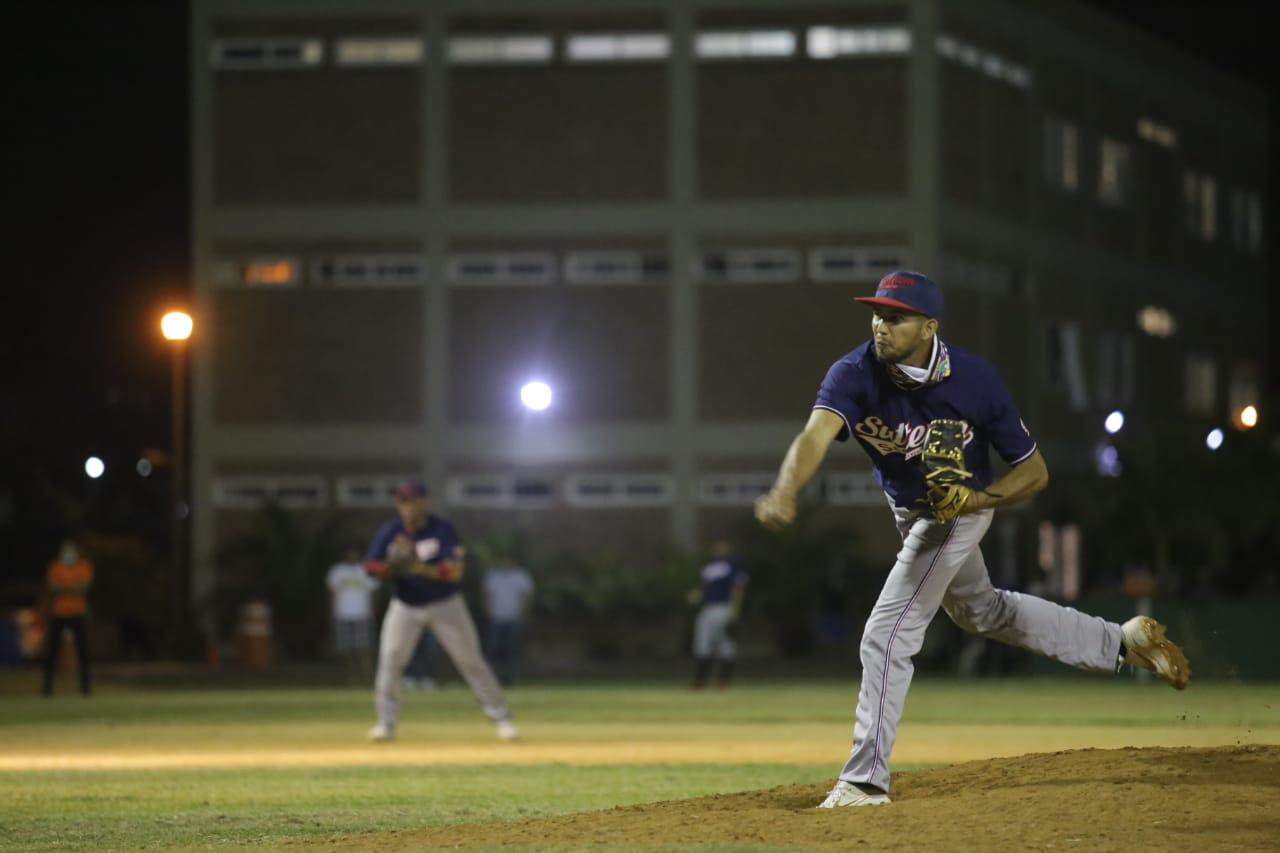 $!Indios iguala la serie final de la Liga de Beisbol de Primera Fuerza