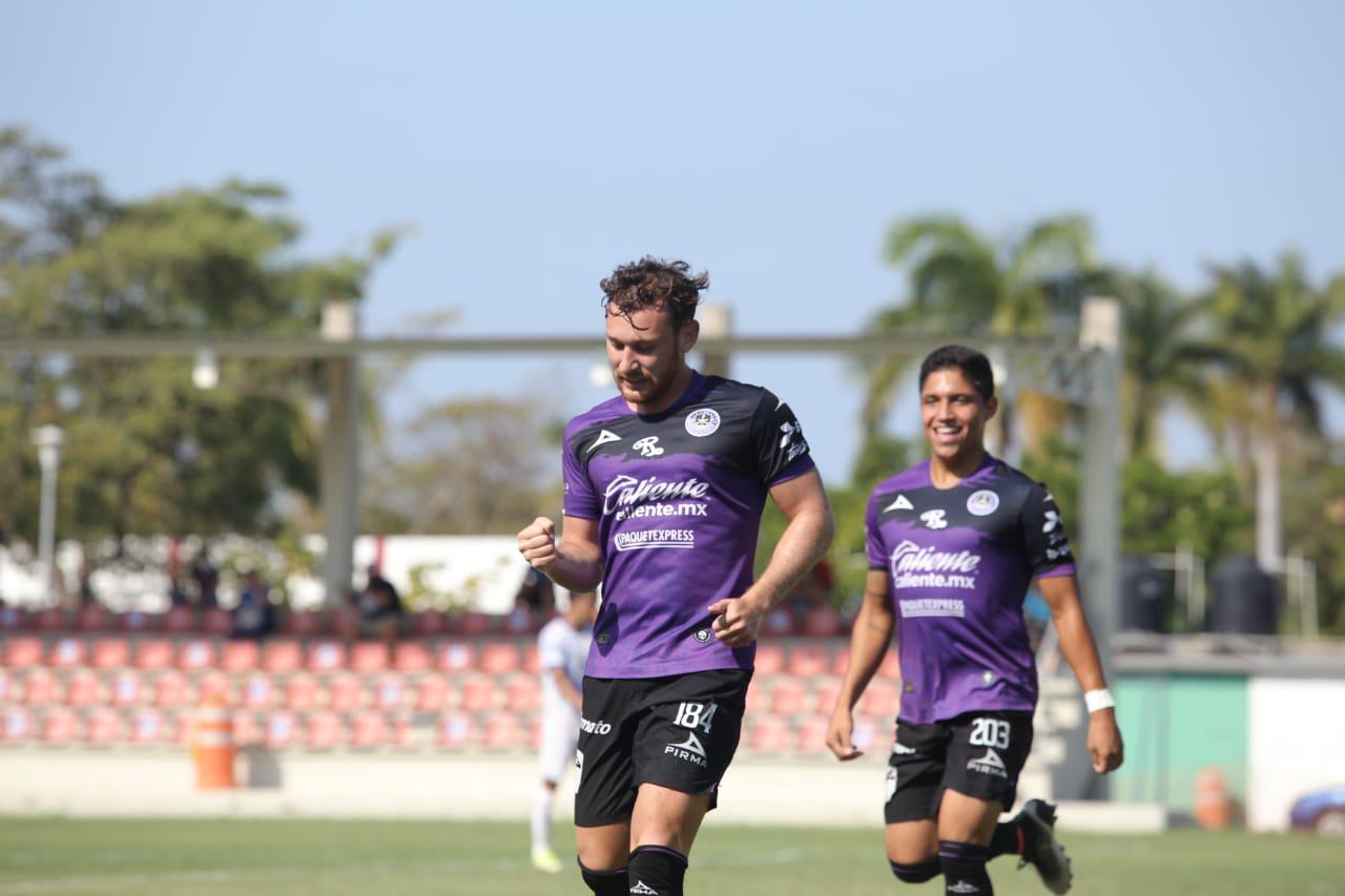 $!Mazatlán Sub 20 despluma a Gallos Blancos con goleada de 4-0