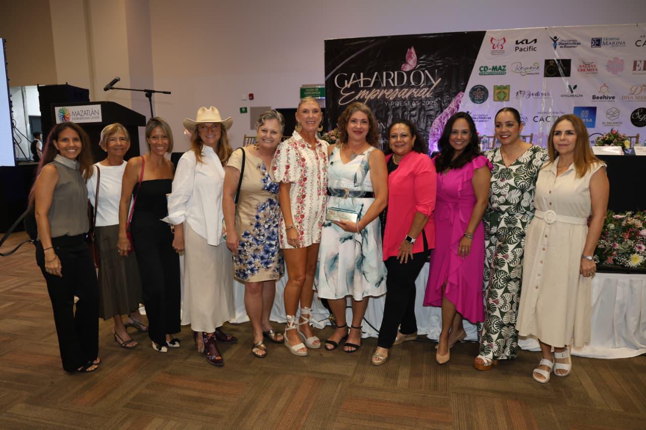 $!Reconocen a Marianne Biasotti por su trayectoria empresarial en Mazatlán
