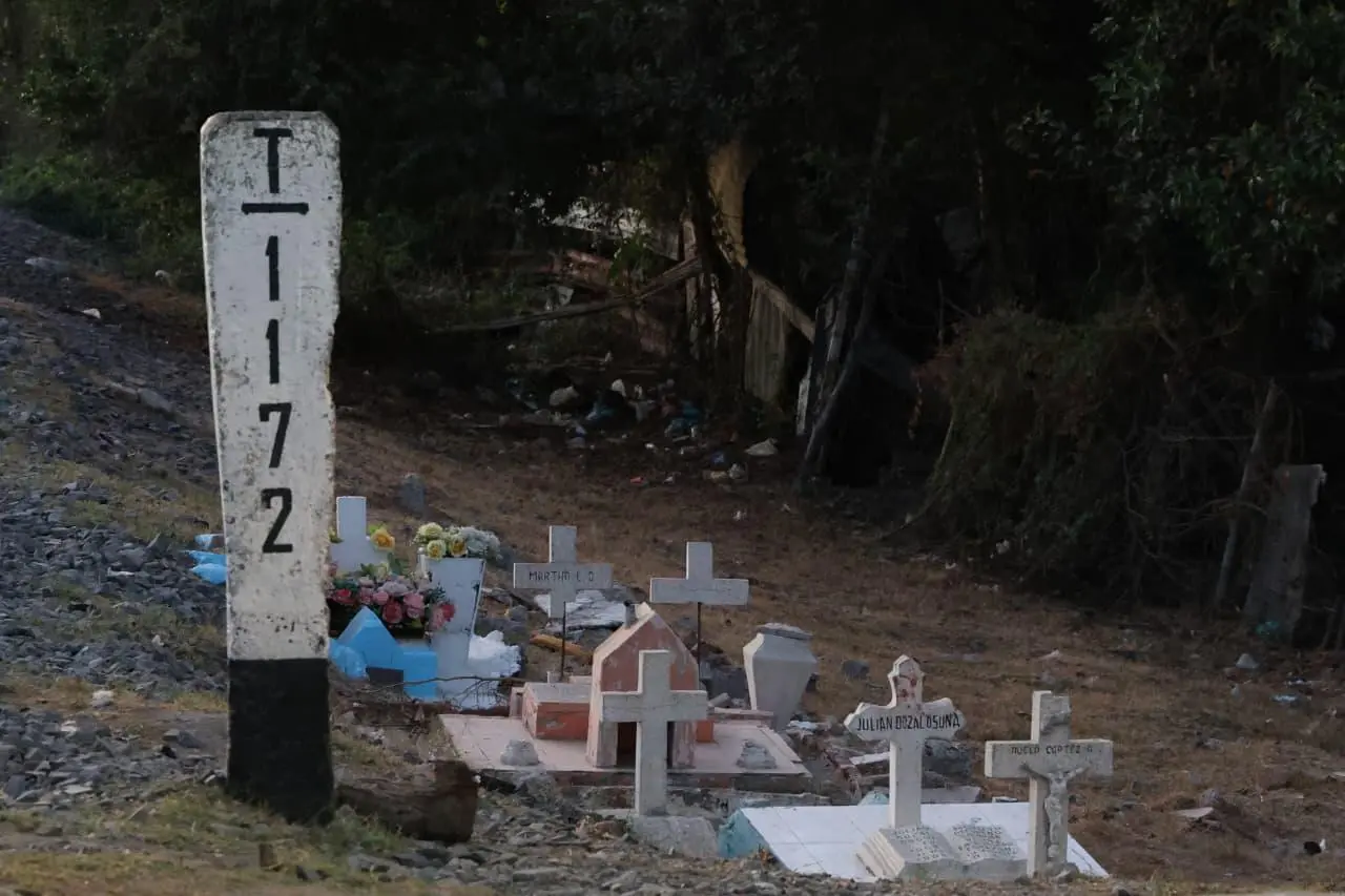 $!El ‘trenazo’: 30 años de duelo en la Santa Rosa y una tragedia que marcó a Mazatlán