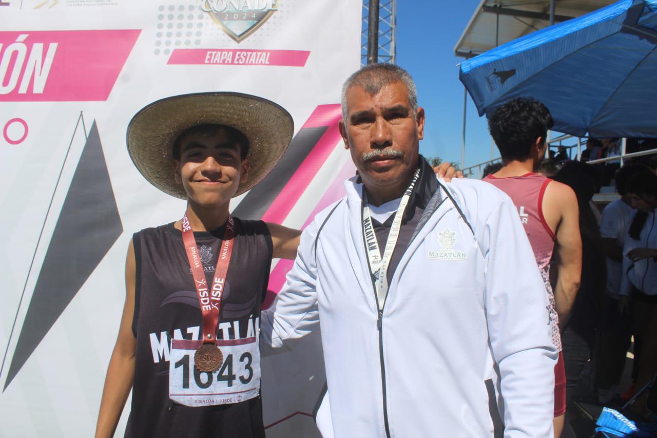 $!Rompe récord la Selección de Mazatlán en atletismo